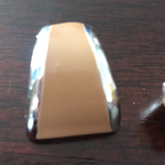 Women’s Tan and silver Earrings - Picture 4 of 4